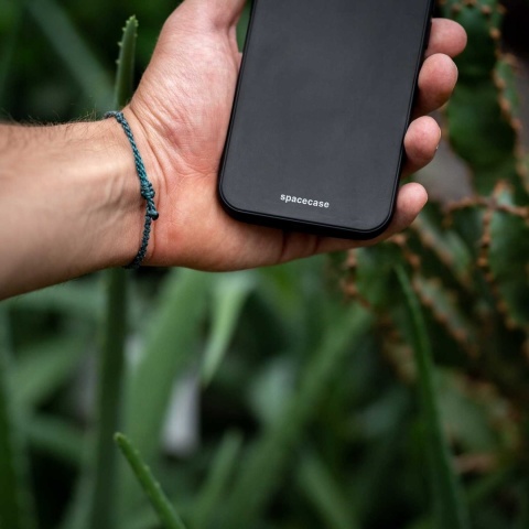 Spacecase Silicone Case iPhone 15 black