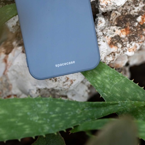Spacecase Silicone Case iPhone 15 blue